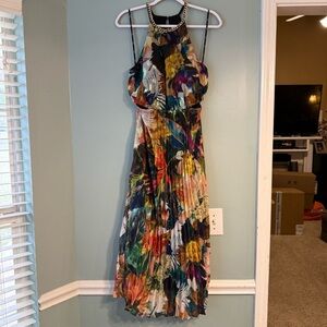 Siena Women's Printed Pleated Cutout Maxi Dress high neck halter colorful size 8